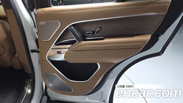 Land Rover Range Rover 2025 — Şəkil 38/45