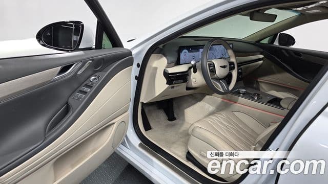 Genesis Electrified G80 2024 — ფოტო 8/20