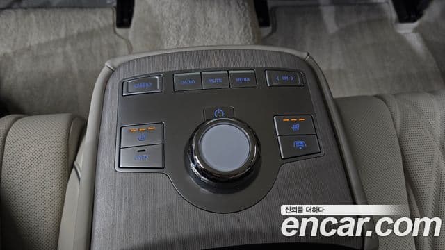 Genesis Electrified G80 2024 — ფოტო 19/20