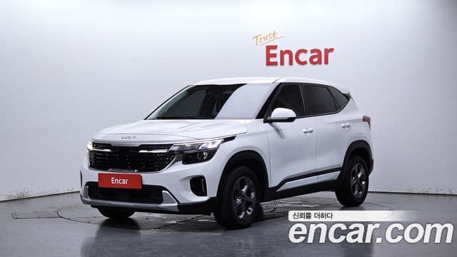 Kia Seltos 2023 — Şəkil 1/20