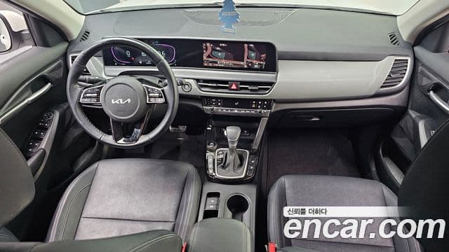 Kia Seltos 2023 — Şəkil 7/20
