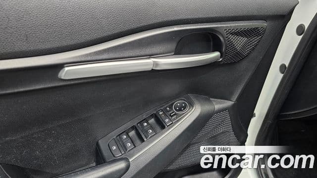 Kia Seltos 2023 — Şəkil 17/20