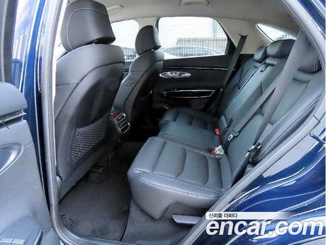 Genesis GV70 2021 — ფოტო 5/20