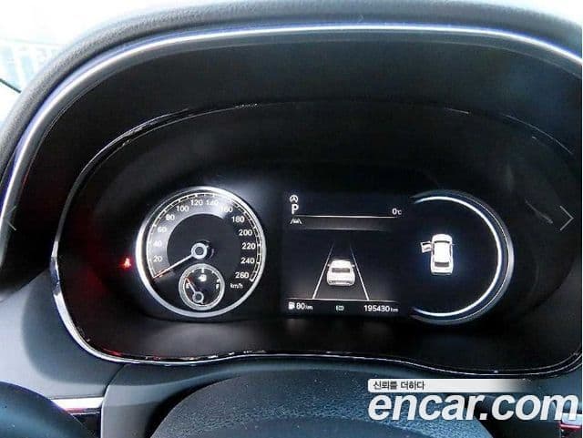 Genesis GV70 2021 — ფოტო 8/20