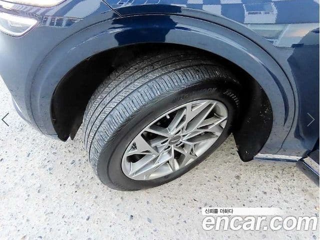Genesis GV70 2021 — ფოტო 19/20