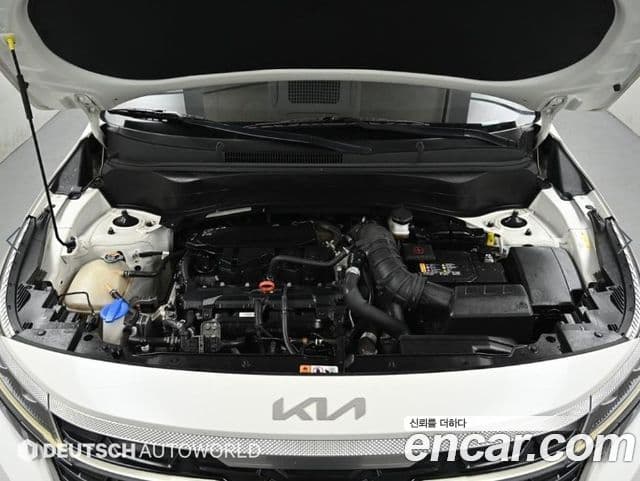 Kia Seltos 2022 — ფოტო 5/20