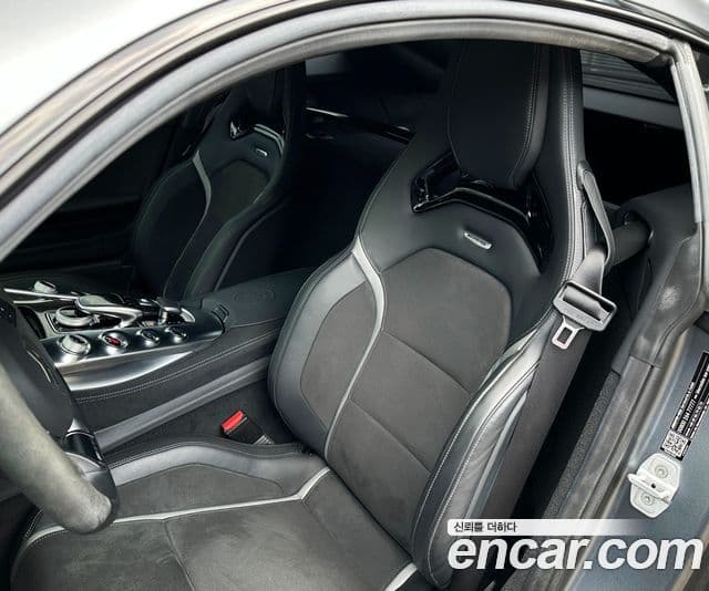 Mercedes-Benz AMG GT 2019 — Photo 14/20