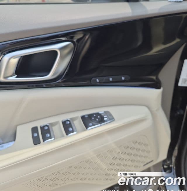 Kia Carnival 2025 — ფოტო 16/20