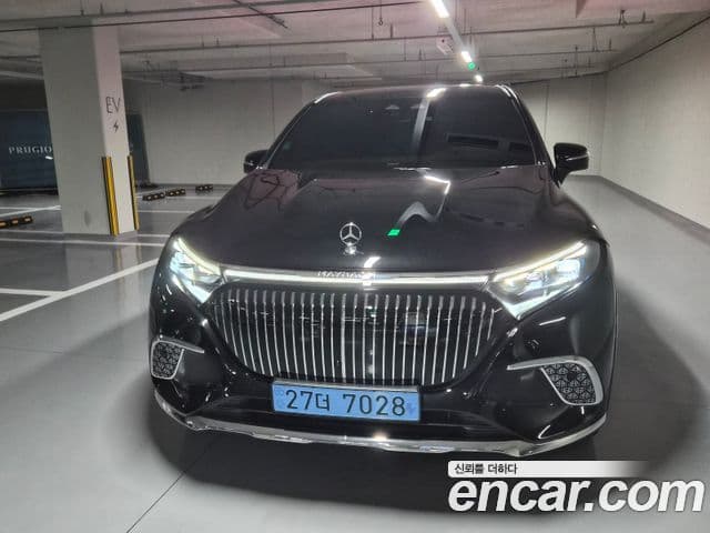 Mercedes-Benz EQS SUV 2024 — Photo 1/10