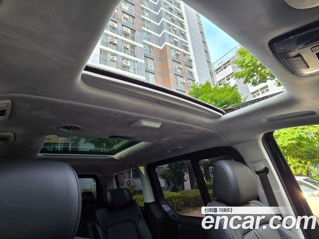Hyundai Staria 2024 — Фото 10/20