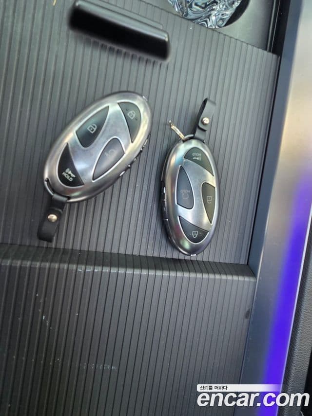 Hyundai Staria 2024 — Фото 17/20