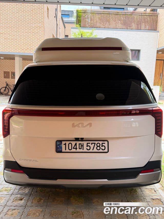 Kia Carnival 2024 — Şəkil 2/20