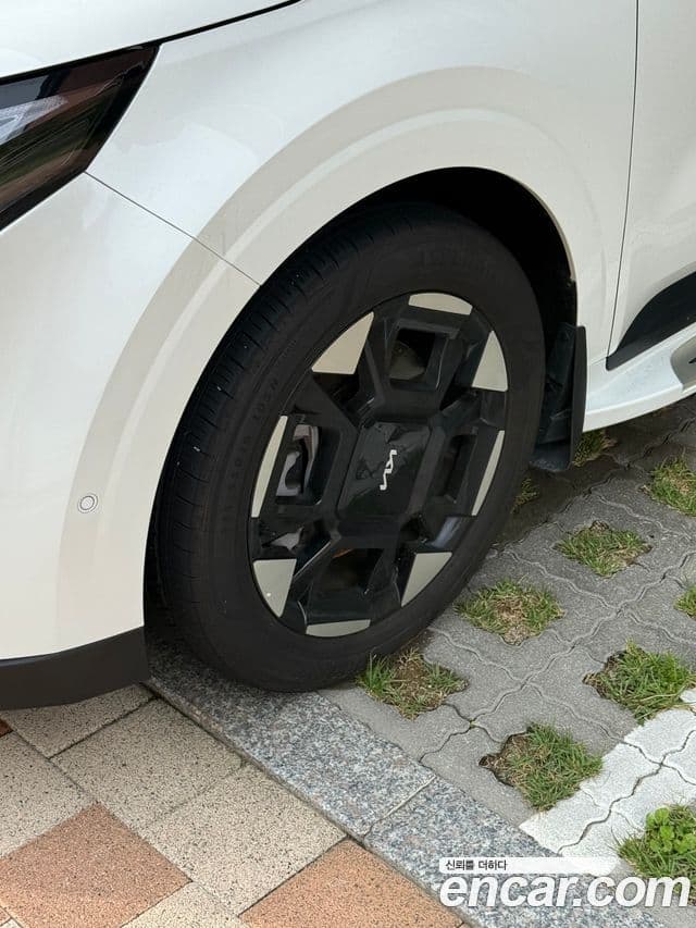 Kia Carnival 2024 — Şəkil 5/20