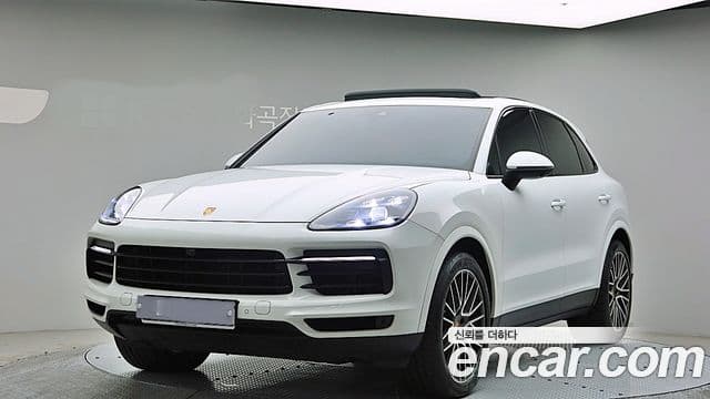 Porsche Cayenne 2020 — Фото 1/20