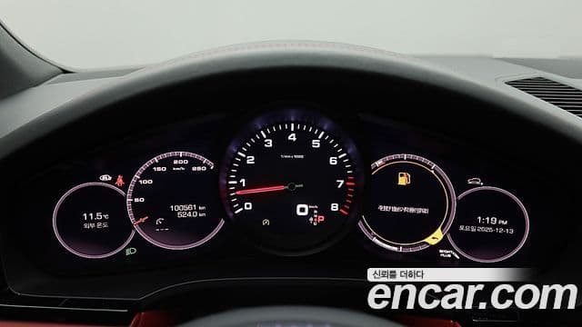 Porsche Cayenne 2020 — Фото 14/20