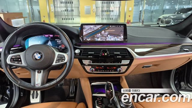 BMW 5 Series 2021 — ფოტო 9/20