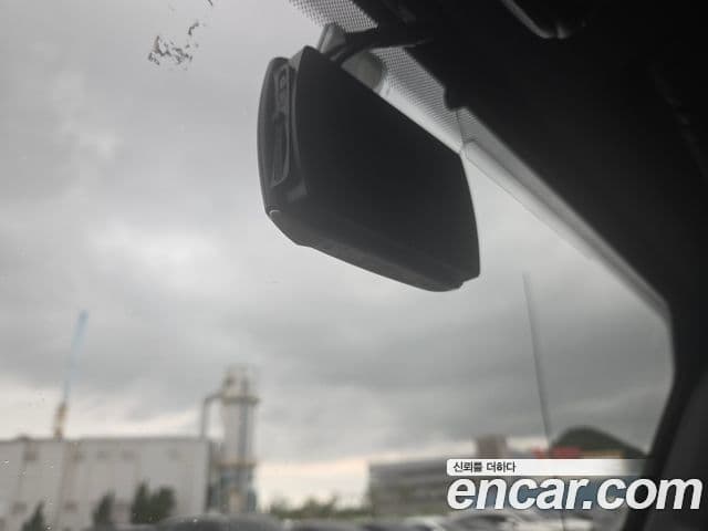 Jeep Wrangler 2018 — ფოტო 16/16