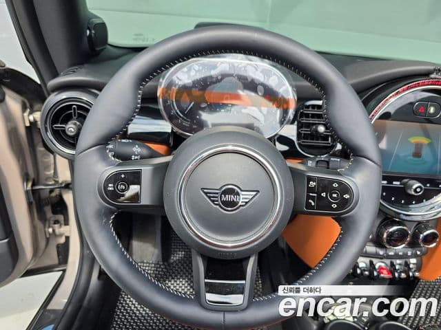 Mini Cooper S Convertible 2024 — Photo 7/20