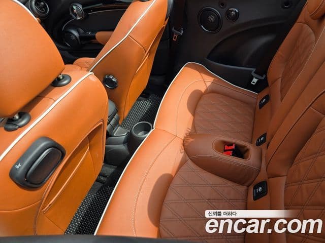 Mini Cooper S Convertible 2024 — Photo 11/20