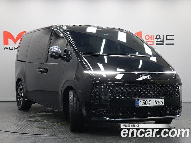 Hyundai Staria 2025 — ფოტო 1/20