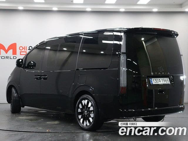 Hyundai Staria 2025 — ფოტო 3/20