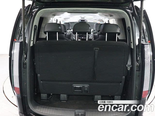 Hyundai Staria 2025 — ფოტო 4/20