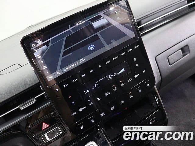 Hyundai Staria 2025 — ფოტო 9/20