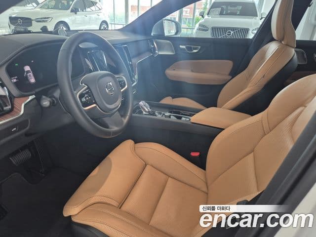 Volvo V60 Cross Country 2025 — Şəkil 12/19