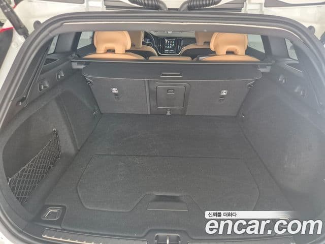 Volvo V60 Cross Country 2025 — Şəkil 18/19