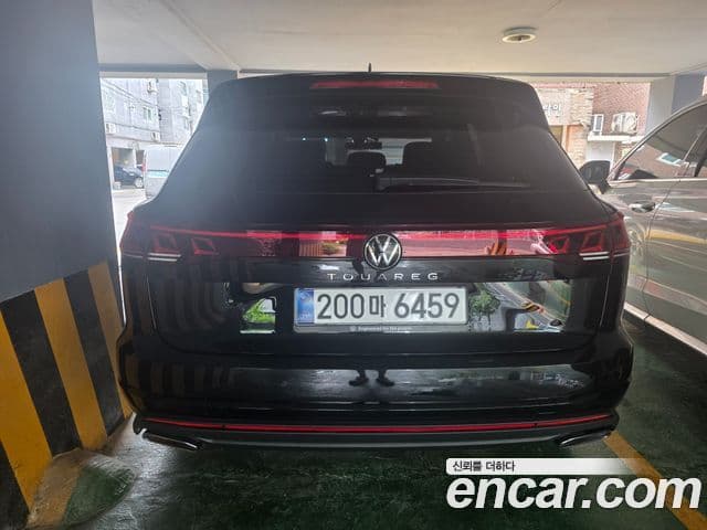 Volkswagen Touareg 2026 — ფოტო 2/17
