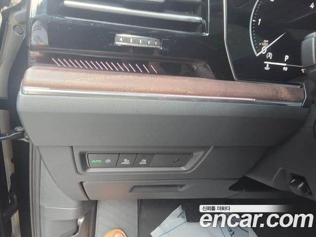 Volkswagen Touareg 2026 — ფოტო 9/17