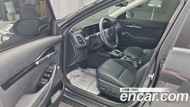 Kia Seltos 2024 — Şəkil 9/18
