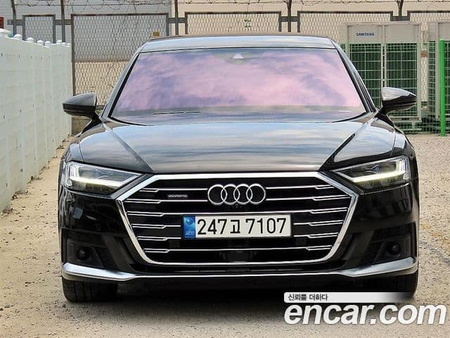 Audi A8 2021 — ფოტო 2/20