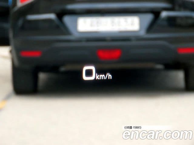 Audi A8 2021 — ფოტო 12/20