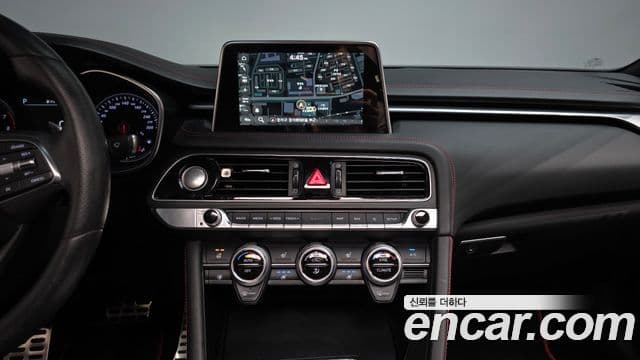 Genesis G70 2019 — Şəkil 13/20