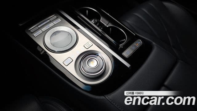 Genesis Electrified G80 2022 — Şəkil 9/20