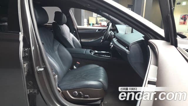 Genesis Electrified G80 2022 — Şəkil 11/20