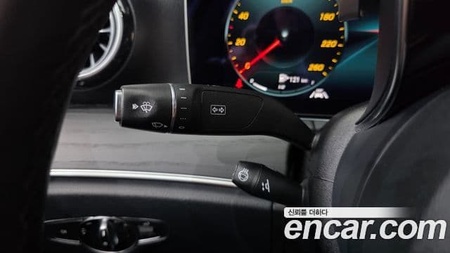 Mercedes-Benz E-Class 2022 — Фото 20/20