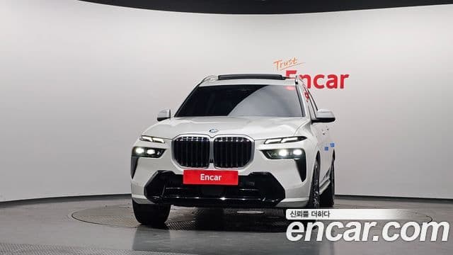 BMW X7 2023 — ფოტო 3/20