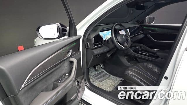 Renault Samsung Grand Koleos 2024 — Фото 10/20