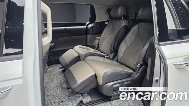 Kia Carnival 2024 — ფოტო 11/20