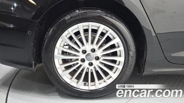Audi A6 2020 — ფოტო 5/20