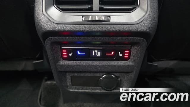Volkswagen Tiguan Allspace 2023 — Şəkil 19/20