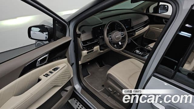 Kia Carnival 2024 — ფოტო 10/20