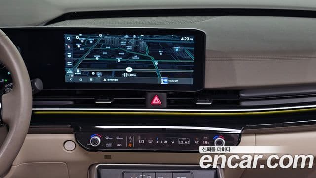 Kia Carnival 2024 — ფოტო 15/20