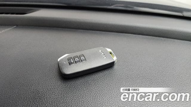 Kia K8 2023 — ფოტო 16/20