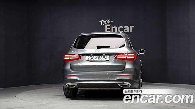 Mercedes-Benz GLC-Class 2019 — ფოტო 3/20