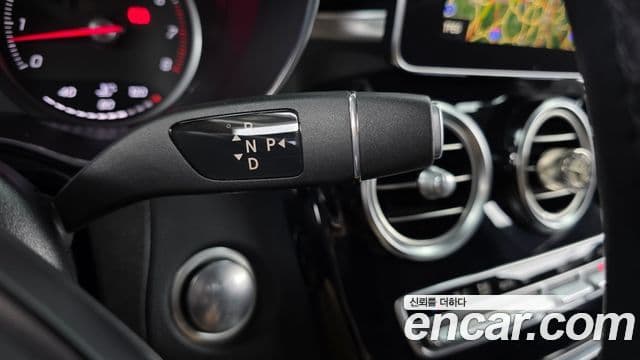 Mercedes-Benz GLC-Class 2019 — ფოტო 7/20