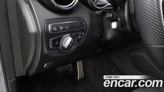 Mercedes-Benz GLC-Class 2019 — ფოტო 16/20