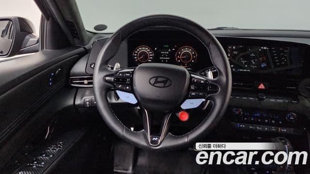 Hyundai The New Avante Hybrid 2022 — Photo 16/34